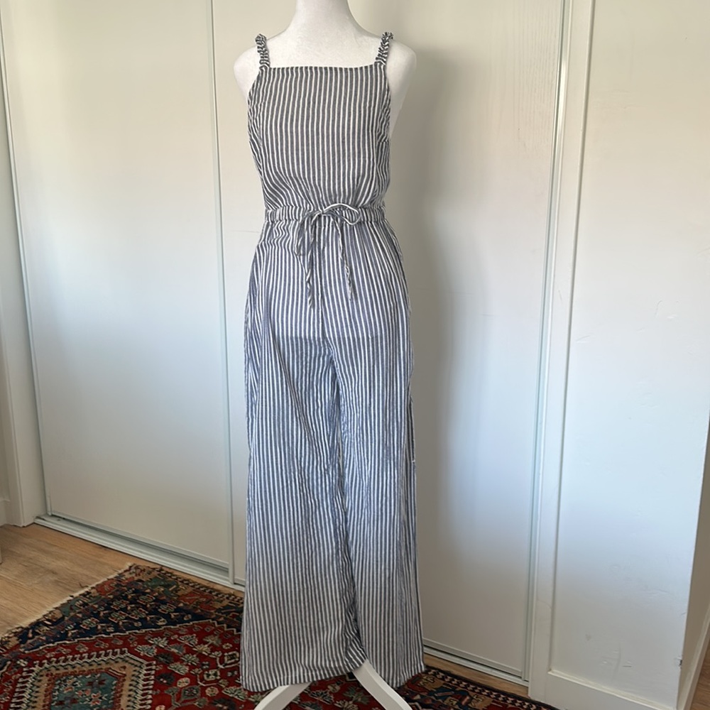 NWT Roxy blue and white striped romper - size Small